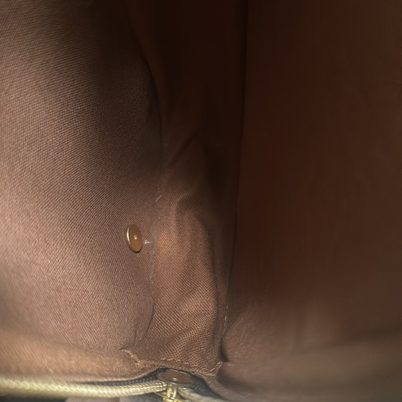 Louis Vuitton Bum Bag - Picture 12 of 13